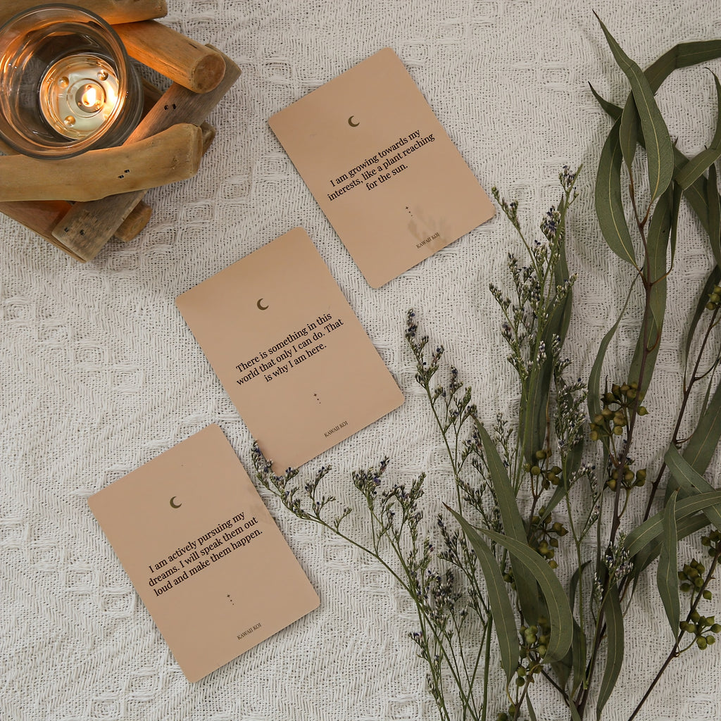 💖 Affirmatiekaarten voor Vrouwen – 54 Positieve Kaarten + Houder